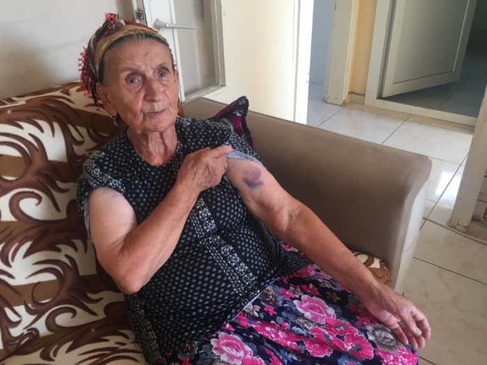 Uyuşturucu bağımlısı genç annesi ve babaannesini darp etti