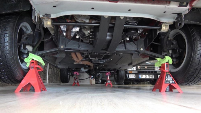 fabrikadan çıktığı gibi duruyor