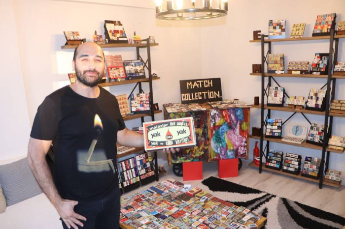 3 bin farklı çeşitten oluşan kibrit koleksiyonu