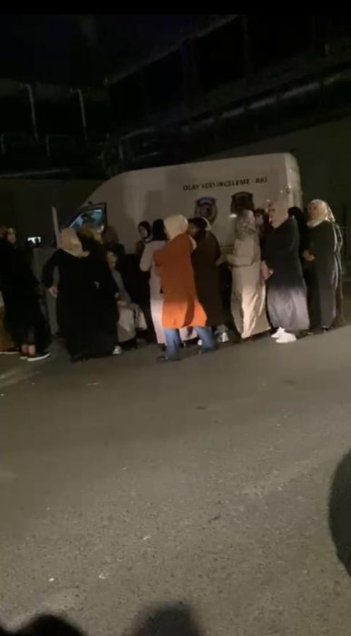 İstanbul’da polis kaçan gaspçılara ateş açtı, 18 yaşındaki genç kız vurularak hayatını kaybetti