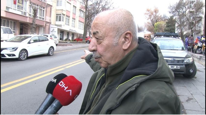 Yol ortasında eski eşine kurşun yağdırdı