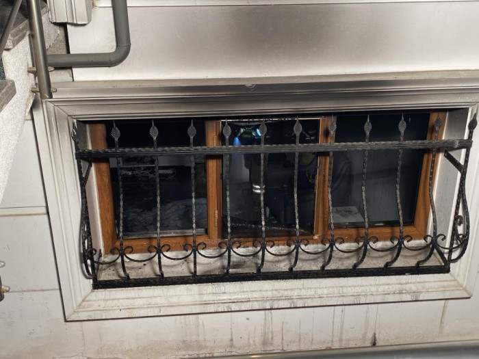 Eşine sinirlendi, evi ateşe verdi