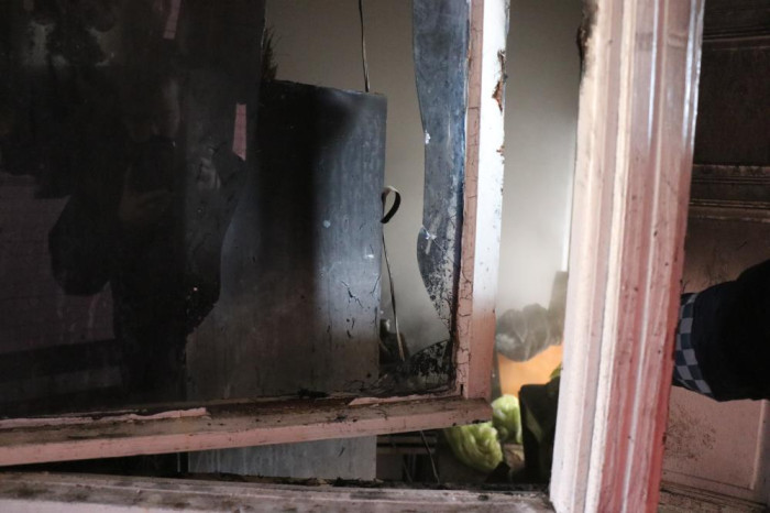  İki katlı evde yangın çıktı