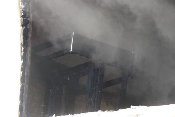  İki katlı evde yangın çıktı