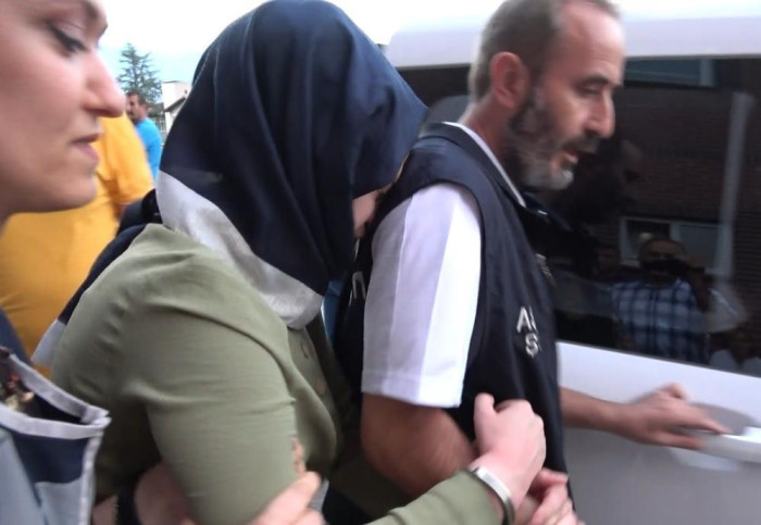 Eski nişanlısını öldüren kadın tetiğe nasıl bastığını hatırlamadığını söyledi