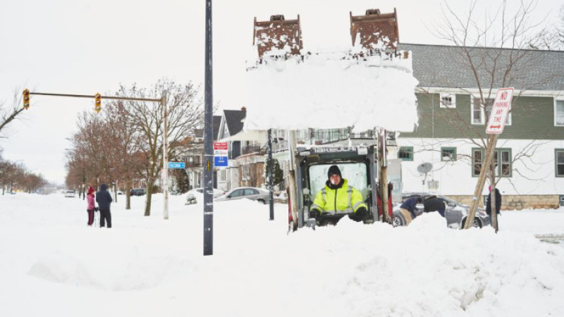 ABD ve Kanada kar esareti altında: 50 ölü