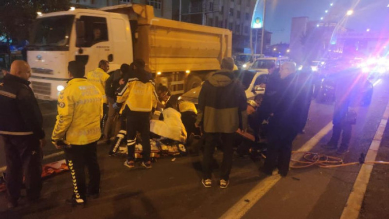 Yolun karşısına geçerken otomobilin çarptığı çocuk ağır yaralandı