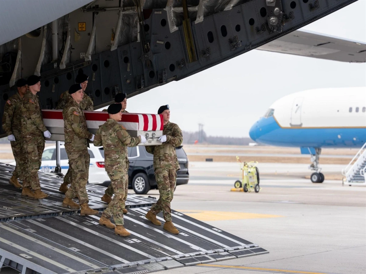 ABD ve İsrail&rsquo;in İran Savaşı: Hayatını Kaybeden 6 ABD Askeri İ&ccedil;in Cenaze T&ouml;reni D&uuml;zenlendi