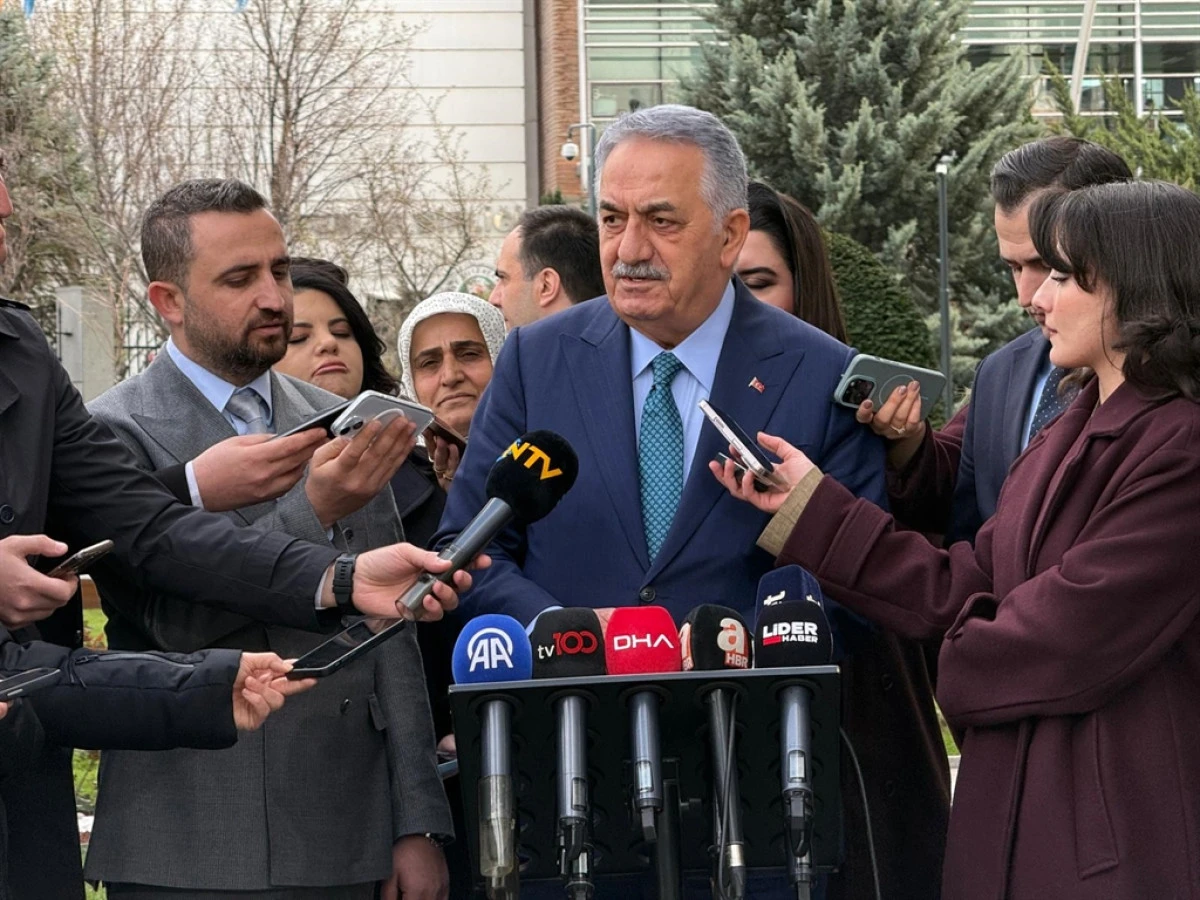 AK Parti'li Yazıcı: T&uuml;rkiye'nin ara se&ccedil;im g&uuml;ndemi s&ouml;z konusu değil