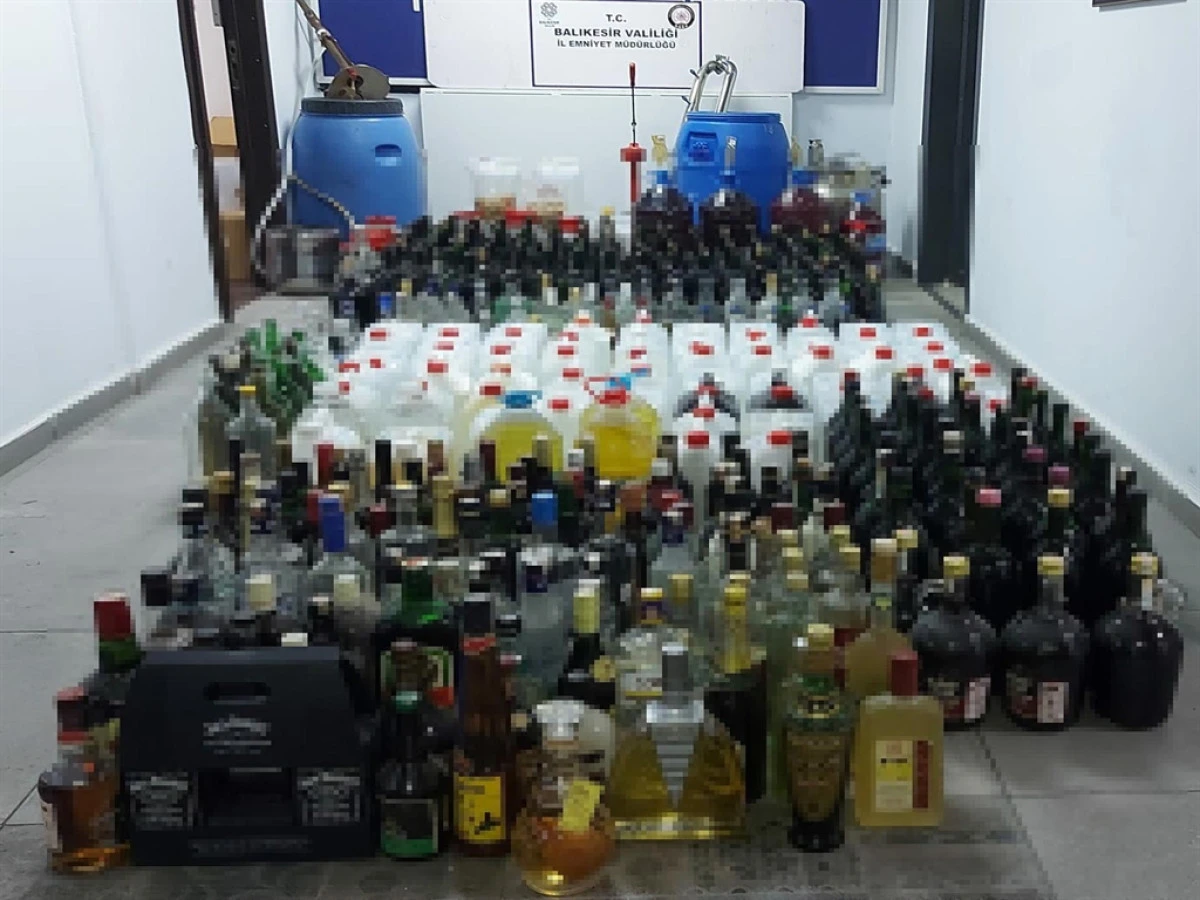 Ayvalık’ta Sahte İçki Operasyonu! 1300 Litre Ürün ve Kaçak Sigara Ele Geçirildi