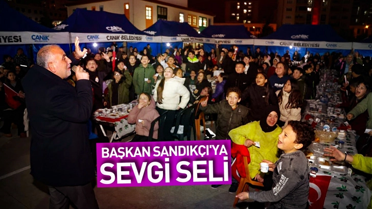 Başkan Sandık&ccedil;ı'ya Sevgi Seli: &Ouml;ğrencilerin İftar Sevincine Ortak Oldu
