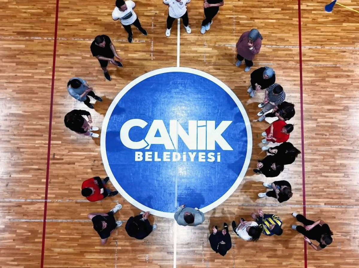 Canik Belediyesi &Uuml;cretsiz Akademiye Hazırlık Kursları'na Yoğun İlgi