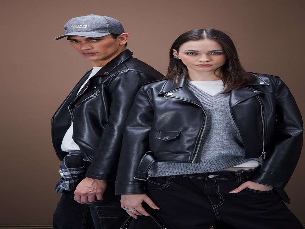 DeFacto Deri Ceket Koleksiyonu’nu tanıttı