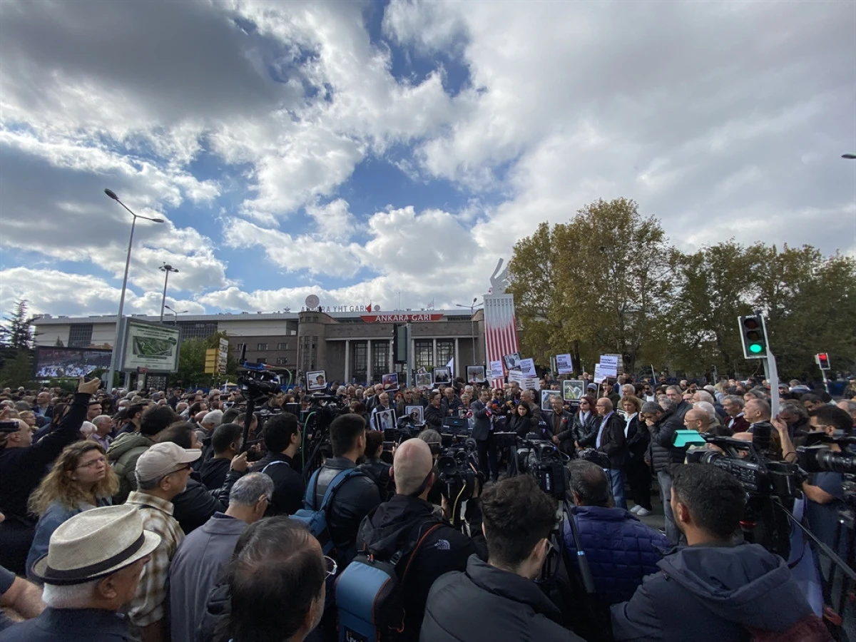 Gar Patlamasının 10. Yılında Anma Yürüyüşü Düzenlendi