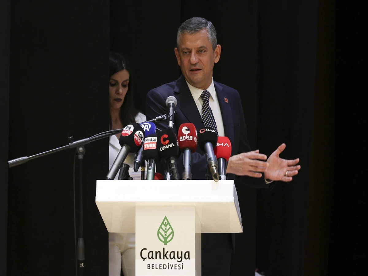 “Özgür Özel: Yavaş ve İmamoğlu Bahane, Amaç CHP’yi Yıpratmak”