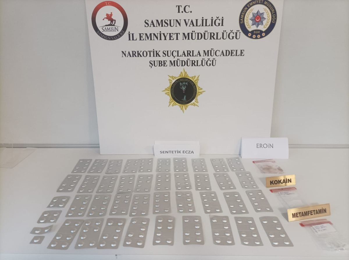 Samsun'da uyuşturucuyla yakalanan 2 kişi gözaltına alındı