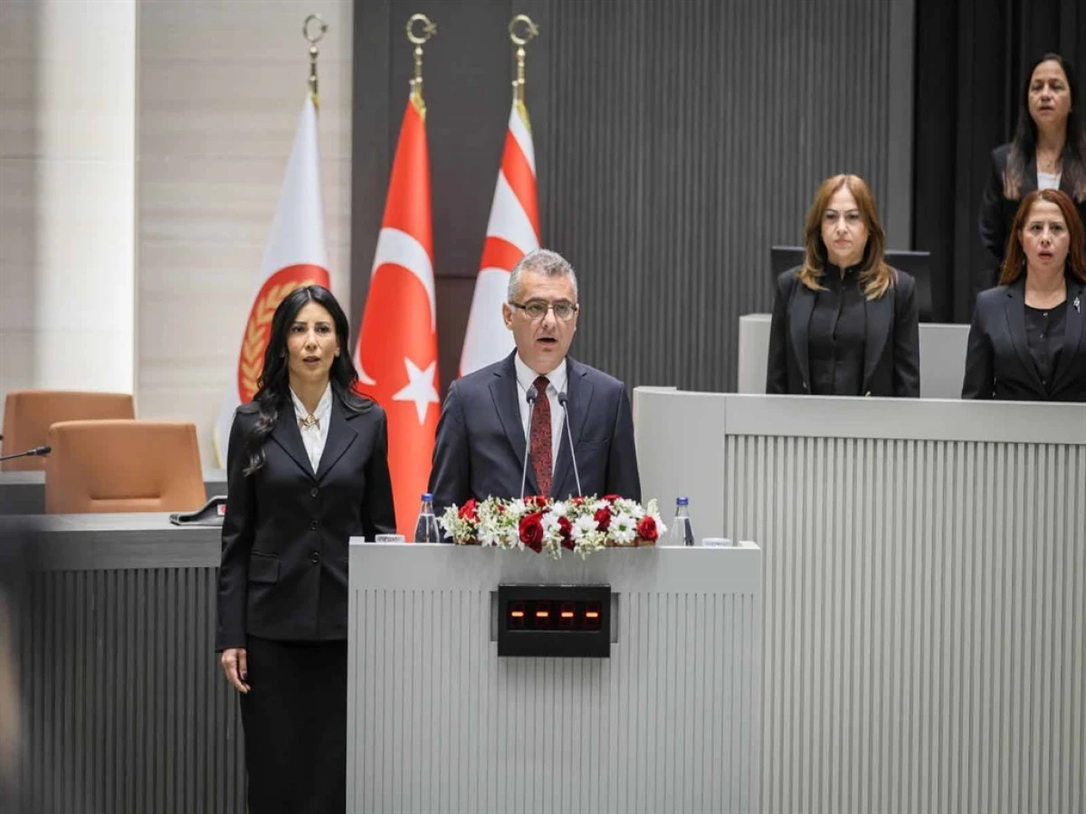 Tufan Erhürman Yemin Ederek Göreve Başladı
