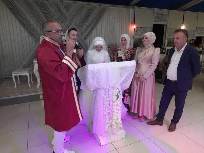 Onlar erdi muradına.. Beyazsaray'da muhteşem düğün