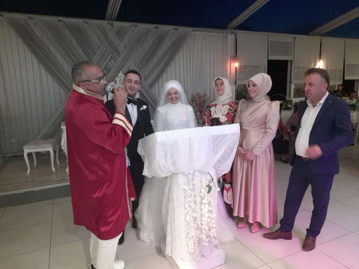 Onlar erdi muradına.. Beyazsaray'da muhteşem düğün