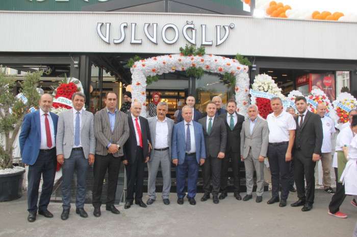 USLUOĞLU'NDAN 40. YILINDA 5. ŞUBE