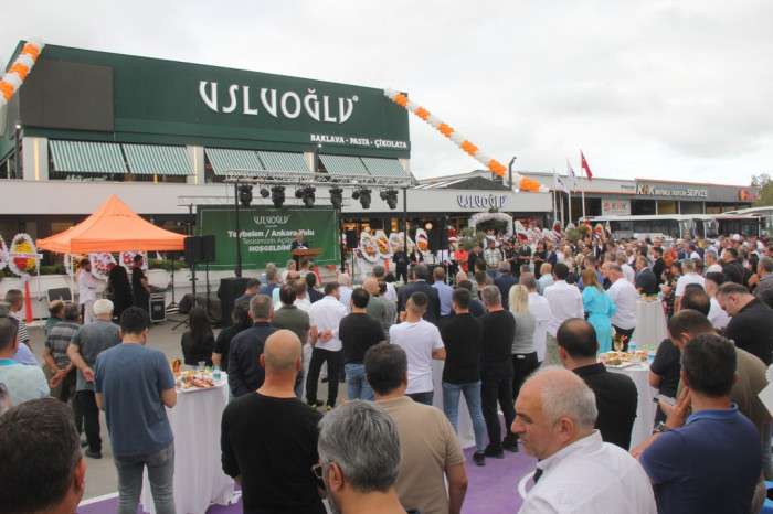 USLUOĞLU'NDAN 40. YILINDA 5. ŞUBE