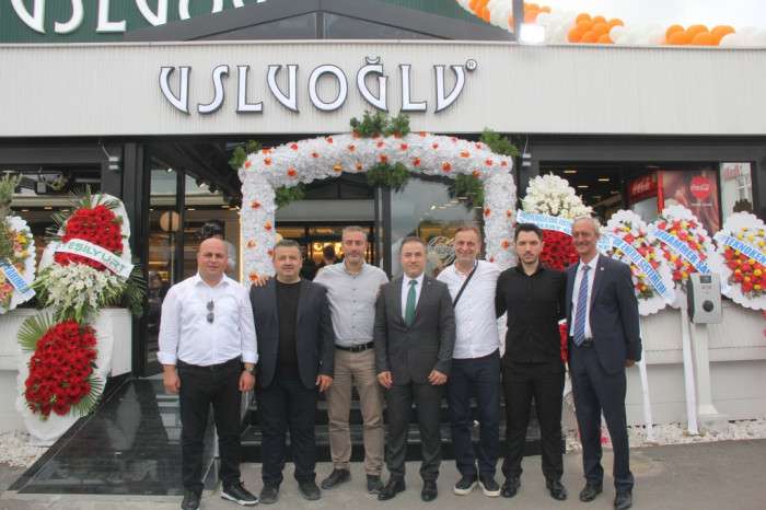 USLUOĞLU'NDAN 40. YILINDA 5. ŞUBE